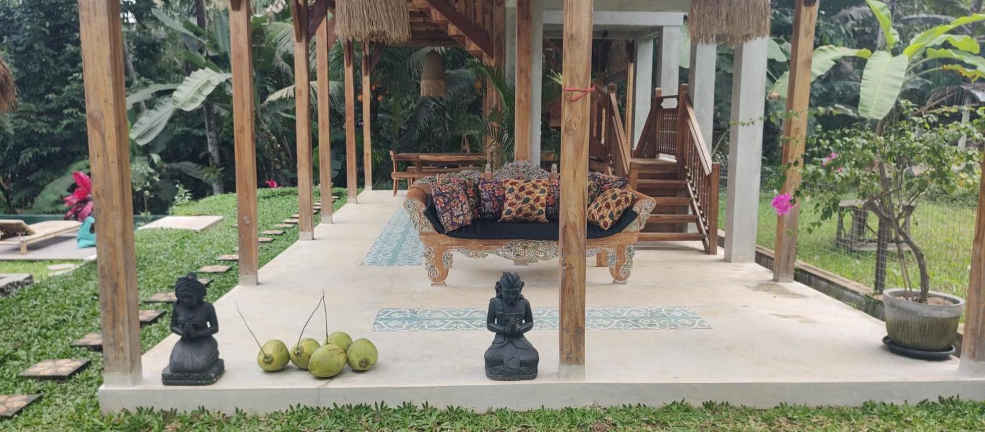 Rumah Guci Ubud Esterno foto