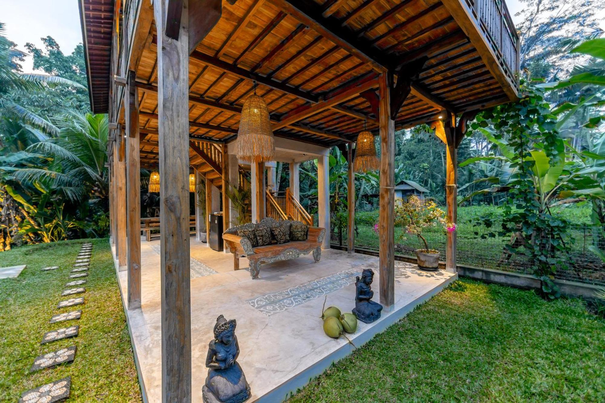 Rumah Guci Ubud Esterno foto