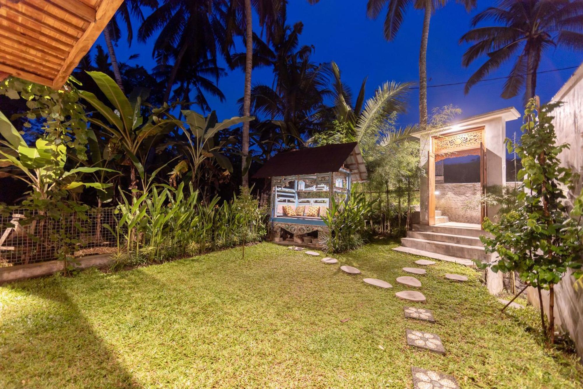 Rumah Guci Ubud Esterno foto